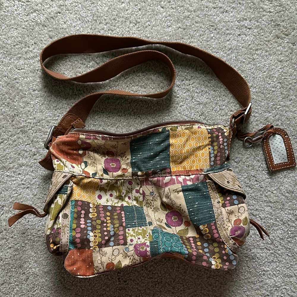 Fossil 2000’s Slouchy Crossbody Bag